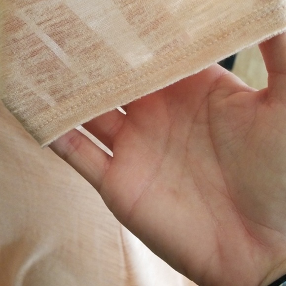 Flowy blush top - Picture 4 of 5